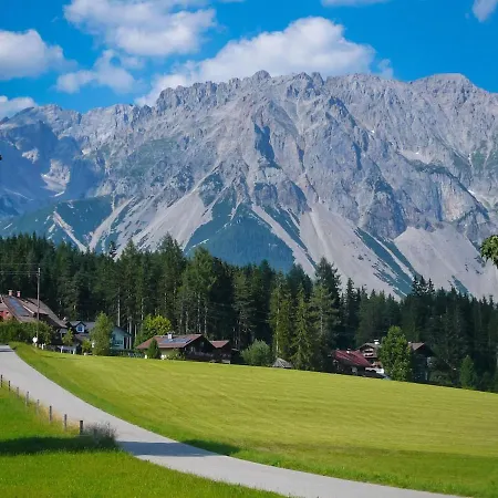 Chalet Ferdi Mountain Base Luxury In Dachstein Mountains *